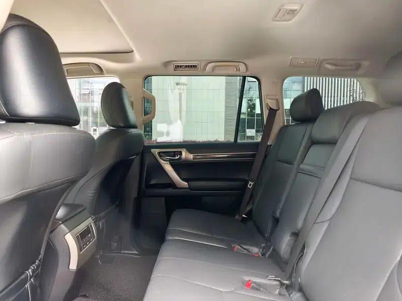2015 Lexus GX 400 Luxury Edition — миниатюра 18
