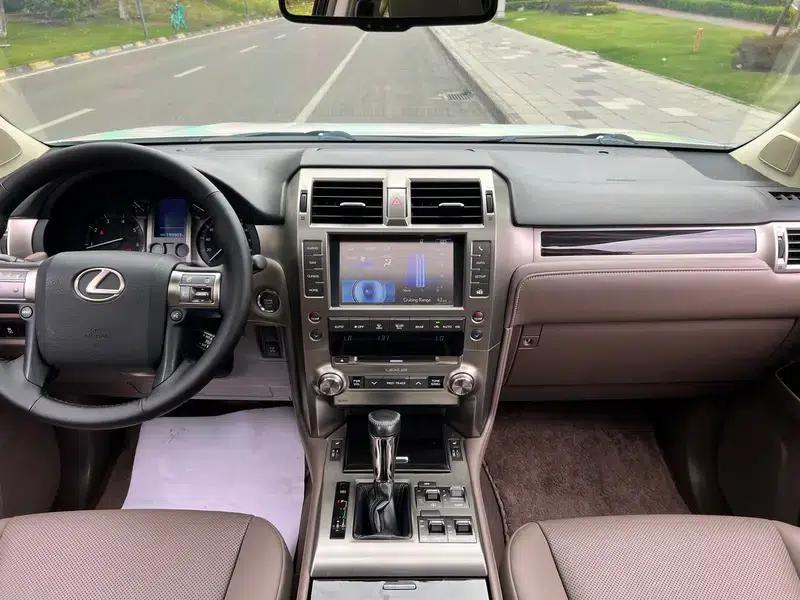 2019 Lexus GX 460 (Middle East version) — миниатюра 12