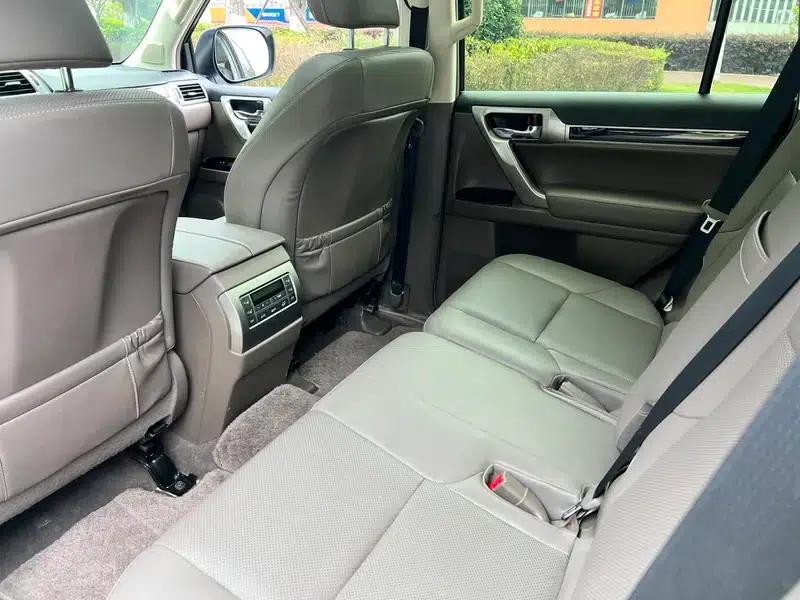 2019 Lexus GX 460 (Middle East version) — миниатюра 15