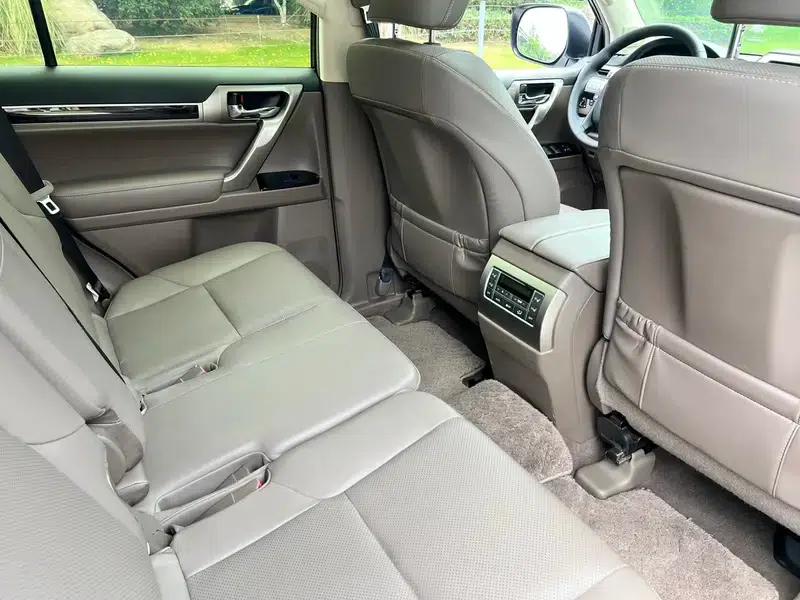 2019 Lexus GX 460 (Middle East version) — миниатюра 16