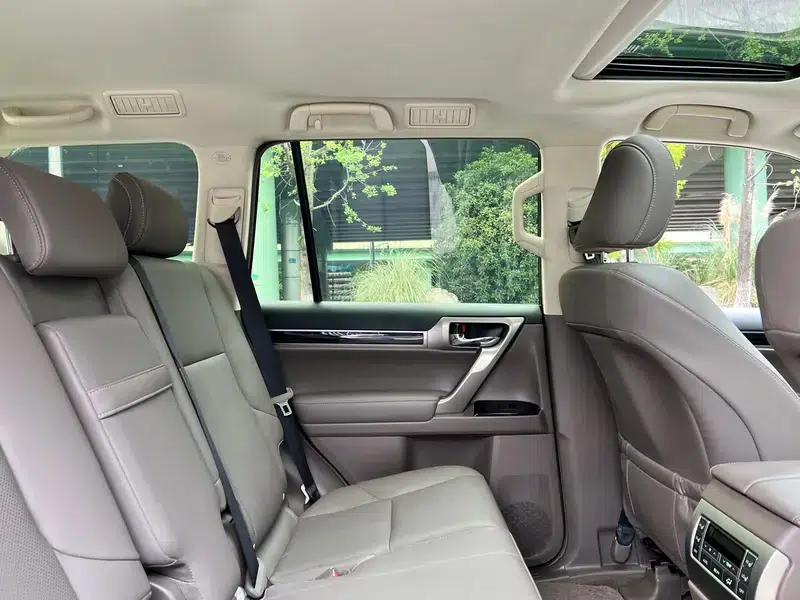 2019 Lexus GX 460 (Middle East version) — миниатюра 17