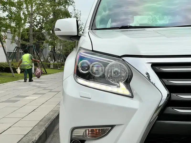 2019 Lexus GX 460 (Middle East version) — миниатюра 7