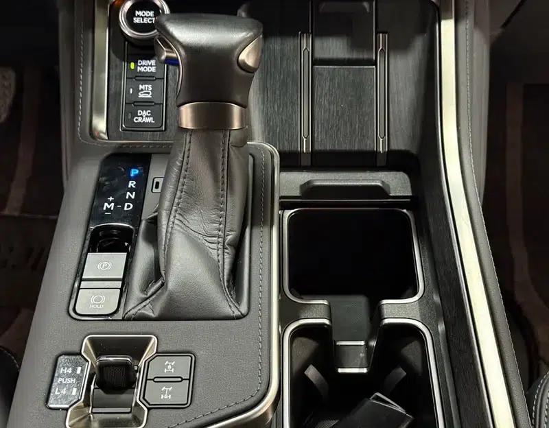 Lexus GX 2024 550h Overtrail Peak Edition — миниатюра 19