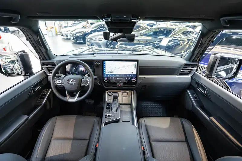 Lexus GX 2024 550h Overtrail Peak Edition — миниатюра 15