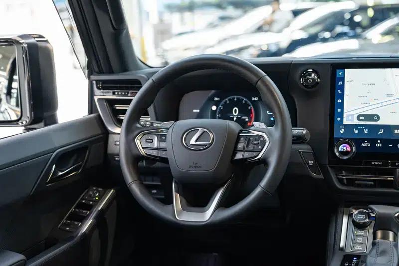 Lexus GX 2024 550h Overtrail Peak Edition — миниатюра 17