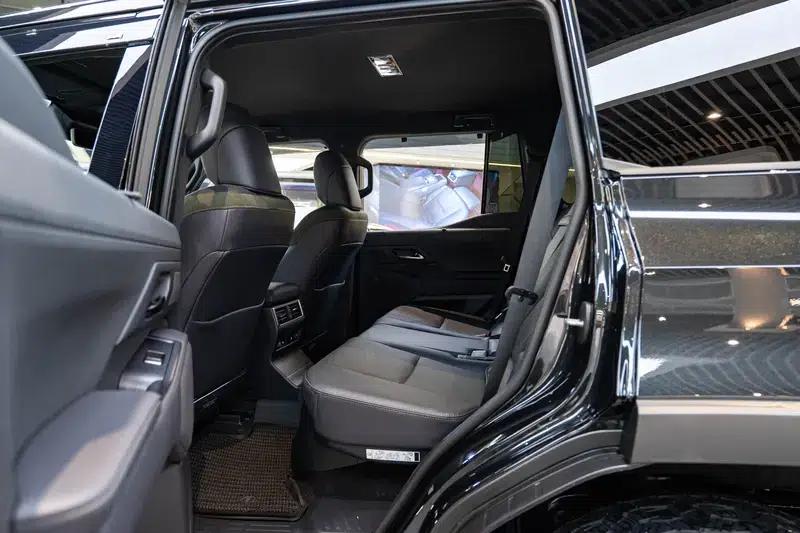 Lexus GX 2024 550h Overtrail Peak Edition — миниатюра 22