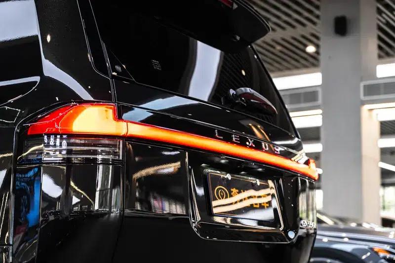 Lexus GX 2024 550h Overtrail Peak Edition — миниатюра 10