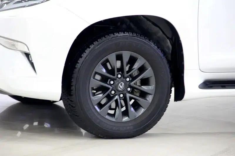 2022 Lexus GX 4.6L Automatic 4WD 7-Seater (Parallel Import) — миниатюра 18