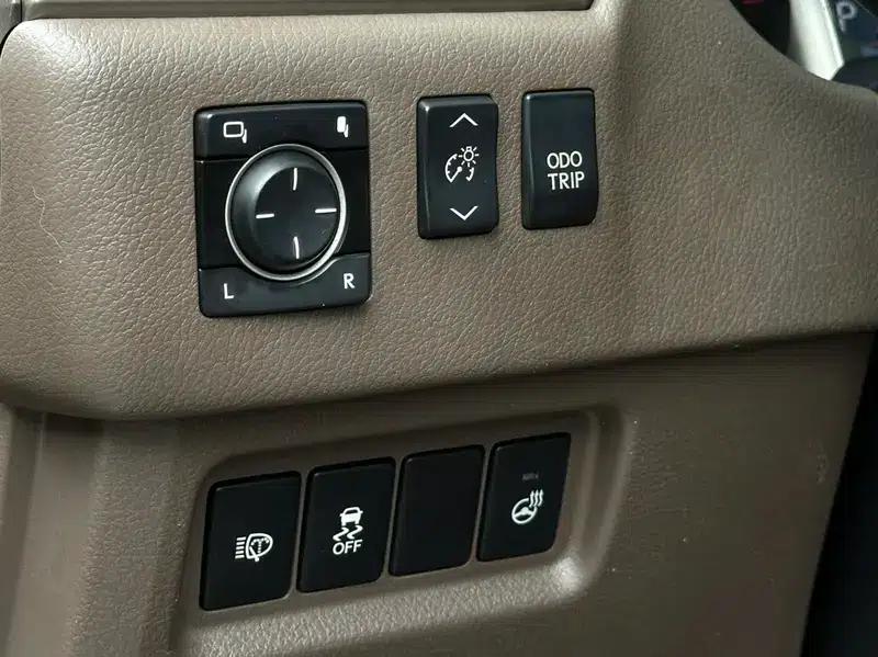 Lexus GX 2010 model 460 — миниатюра 15