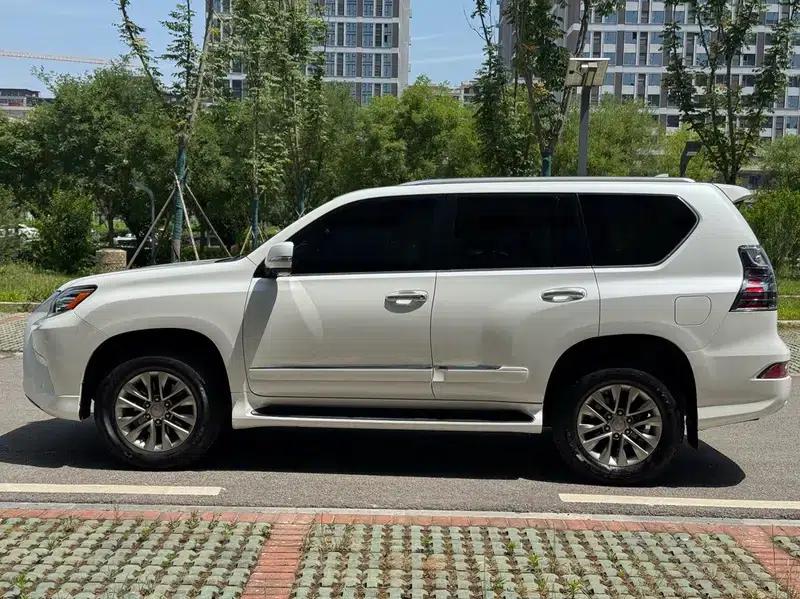 2015 Lexus GX 400 Luxury Edition — миниатюра 4
