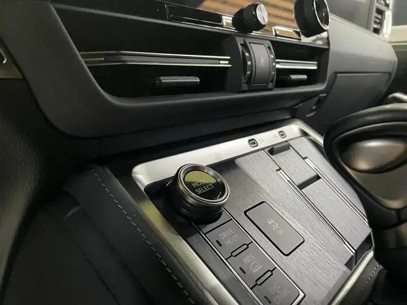 Lexus GX 2024 550h Overtrail Peak Edition — миниатюра 10