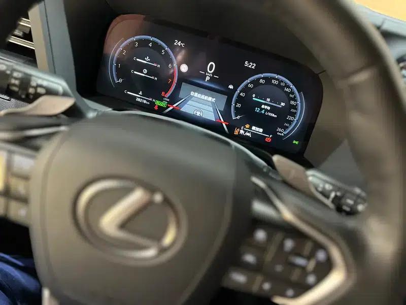 Lexus GX 2024 550h Overtrail Peak Edition — миниатюра 14