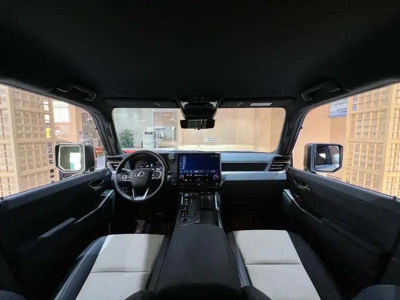 Lexus GX 2024 550h Overtrail Peak Edition — миниатюра 15