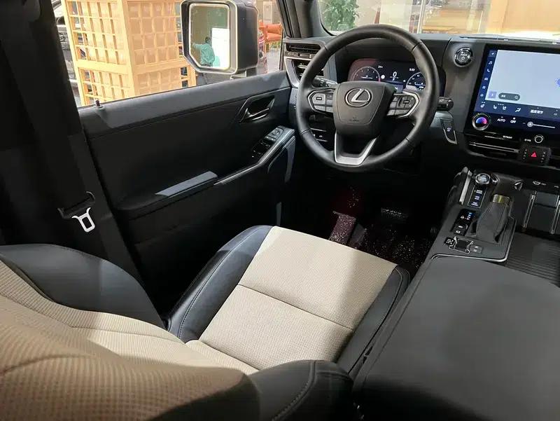 Lexus GX 2024 550h Overtrail Peak Edition — миниатюра 16