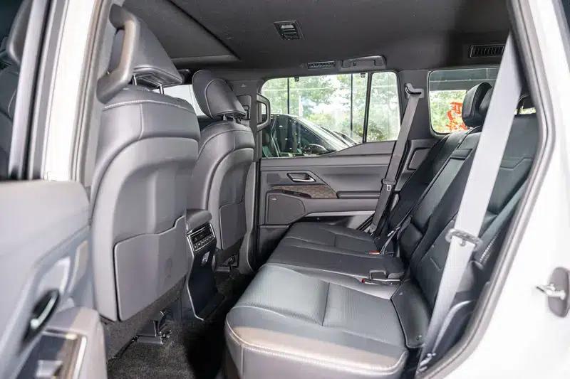 2024 Lexus GX 3.4T Automatic AWD 7-Seater (Parallel Import) — миниатюра 18