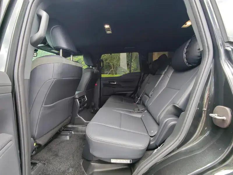 Lexus GX 2024 550h Overtrail Peak Edition — миниатюра 15