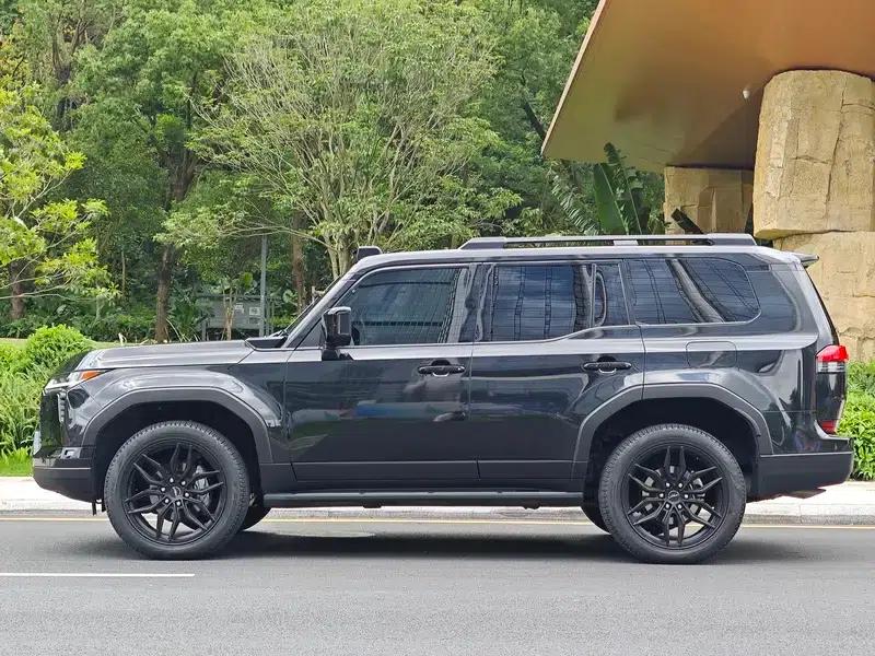 Lexus GX 2024 550h Overtrail Peak Edition — миниатюра 4