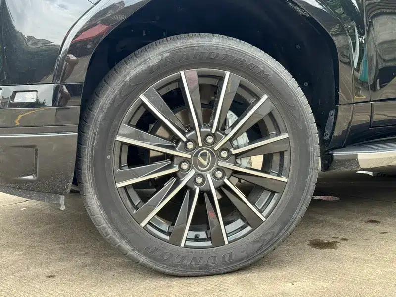 Lexus GX 2024 550h Lingfeng Edition — миниатюра 13