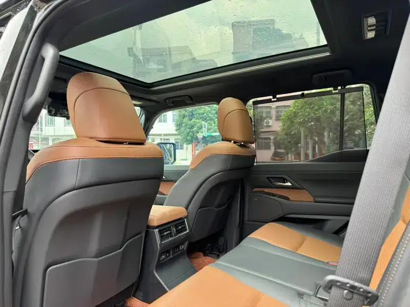 Lexus GX 2024 550h Lingfeng Edition — миниатюра 26