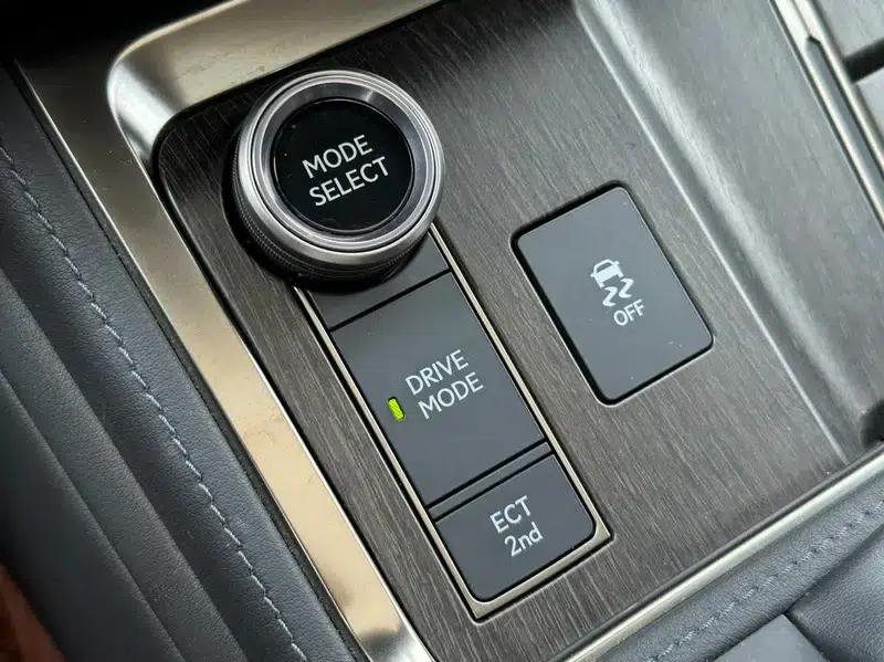 Lexus GX 2024 550h Lingfeng Edition — миниатюра 8