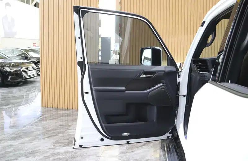 Lexus GX 2024 550h Lingfeng Edition — миниатюра 19