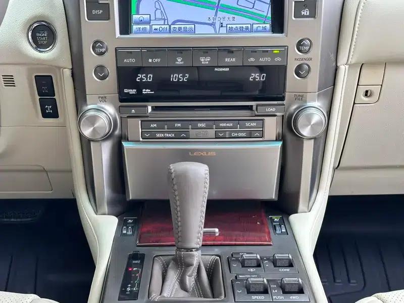 Lexus GX 2010 model 460 — миниатюра 8