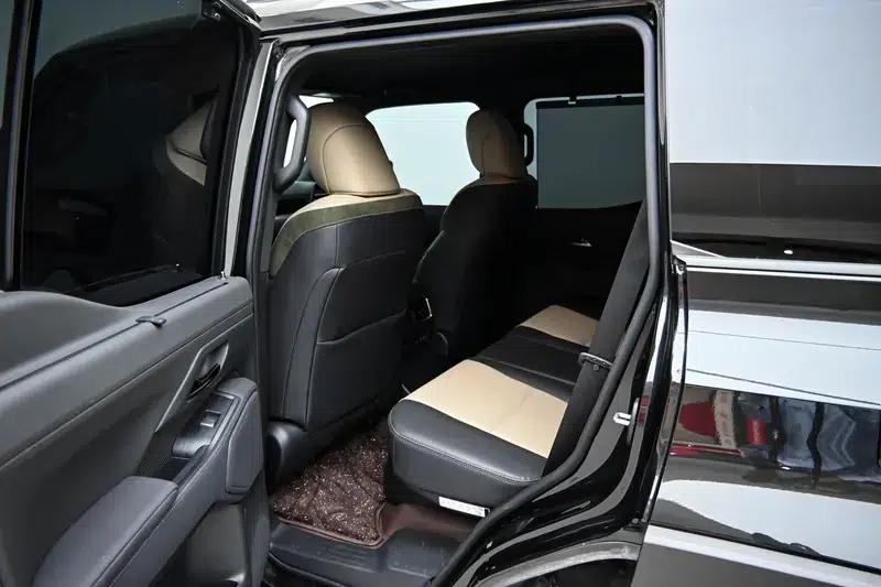 Lexus GX 2024 550h Overtrail Peak Edition — миниатюра 18
