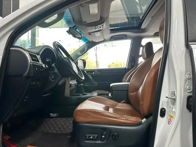 2015 Lexus GX 400 Luxury Edition — миниатюра 16