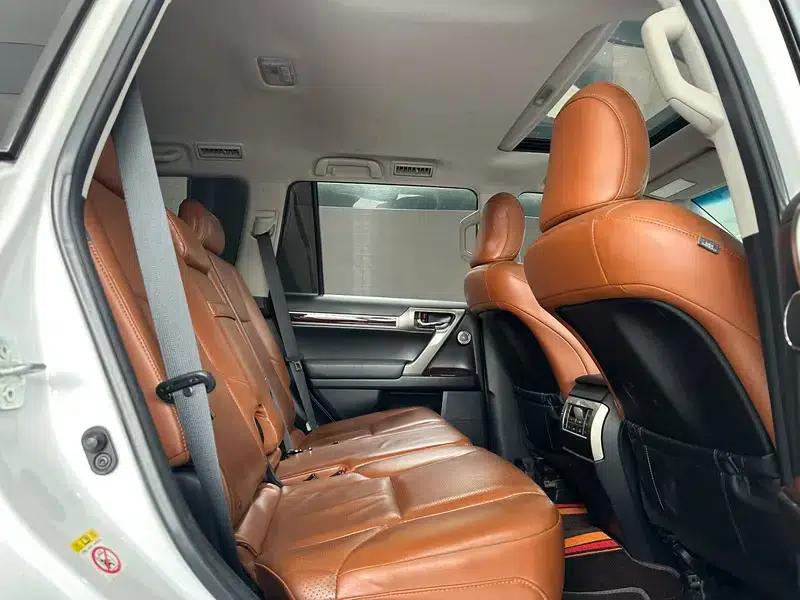 2015 Lexus GX 400 Luxury Edition — миниатюра 7