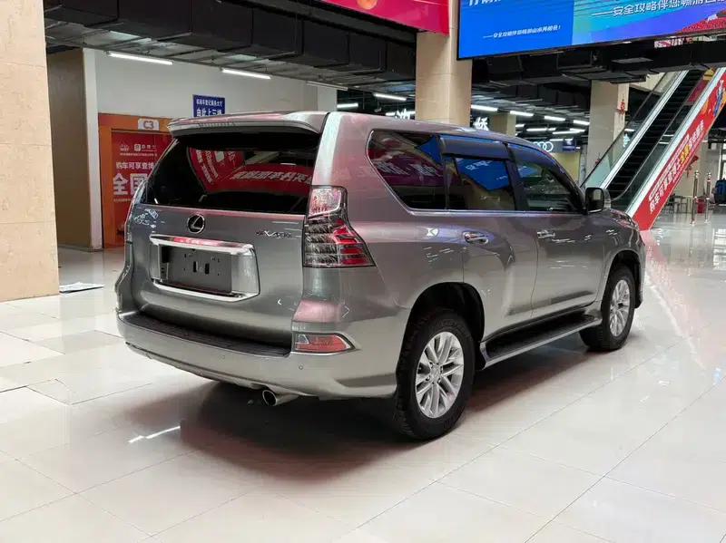 2019 Lexus GX 460 (Middle East version) — миниатюра 5