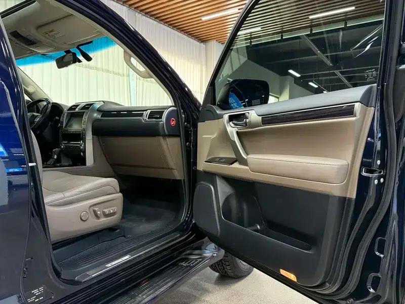 2019 Lexus GX 460 (Middle East version) — миниатюра 12