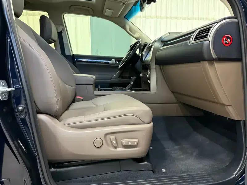 2019 Lexus GX 460 (Middle East version) — миниатюра 18