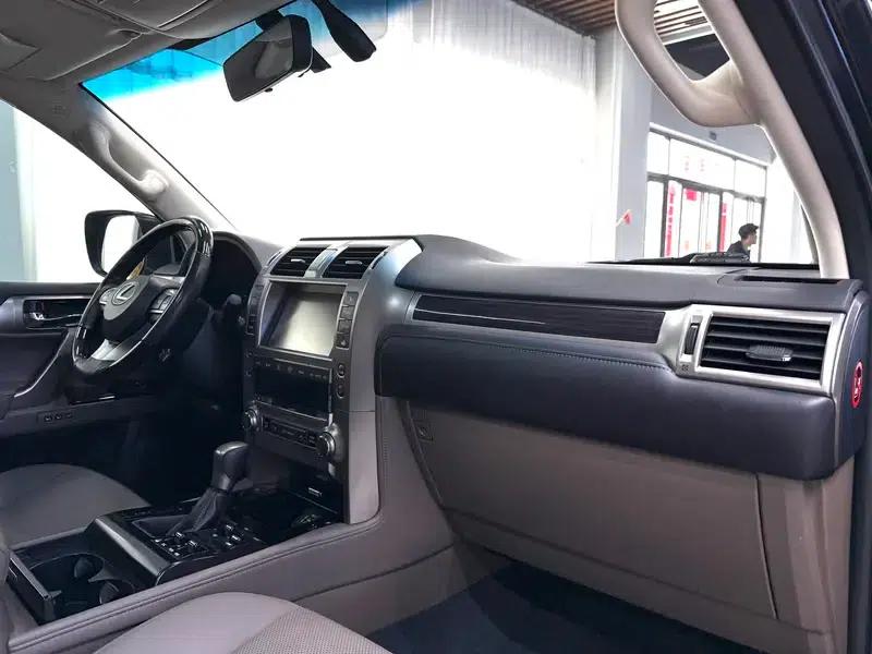 2019 Lexus GX 460 (Middle East version) — миниатюра 9