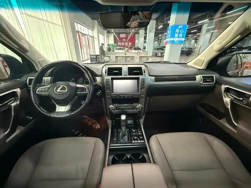 2019 Lexus GX 460 (Middle East version) — миниатюра 10