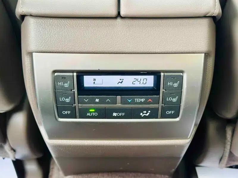 2019 Lexus GX 460 (Middle East version) — миниатюра 7