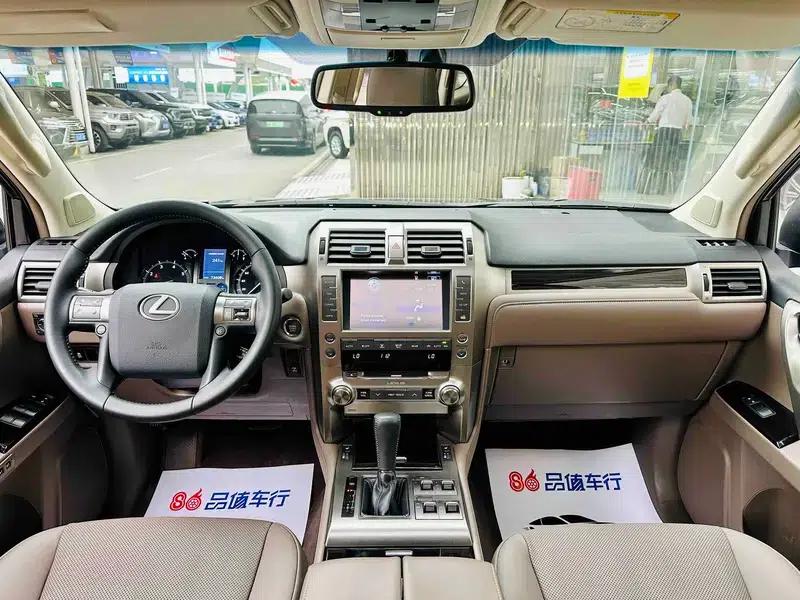 2019 Lexus GX 460 (Middle East version) — миниатюра 8