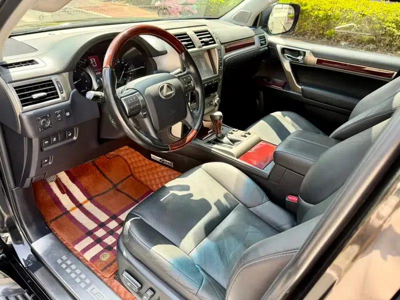 2019 Lexus GX 460 (Middle East version) — миниатюра 30