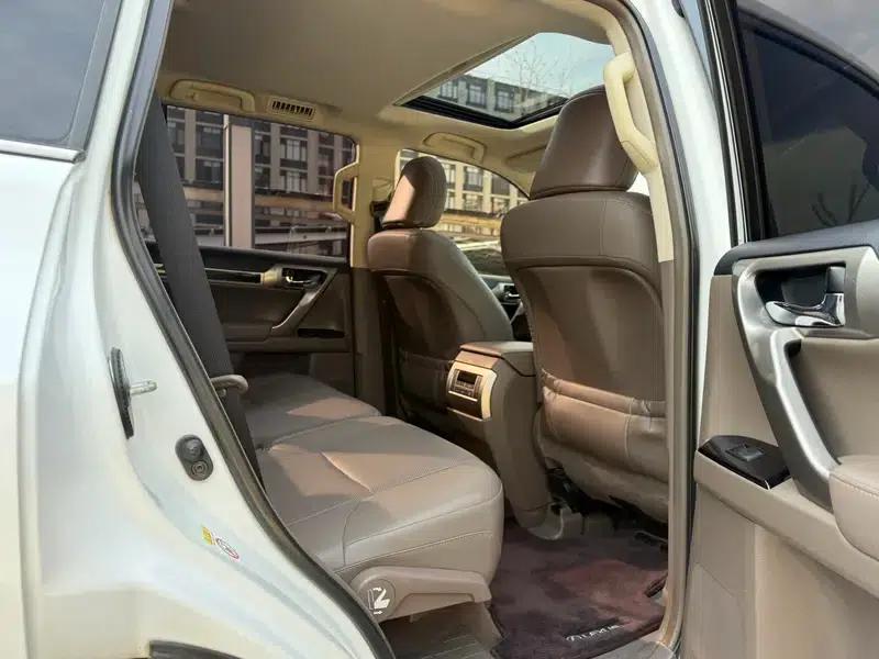 2015 Lexus GX 400 Luxury Edition — миниатюра 25