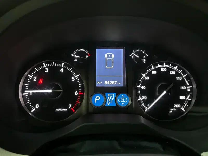 2019 Lexus GX 460 (Middle East version) — миниатюра 11