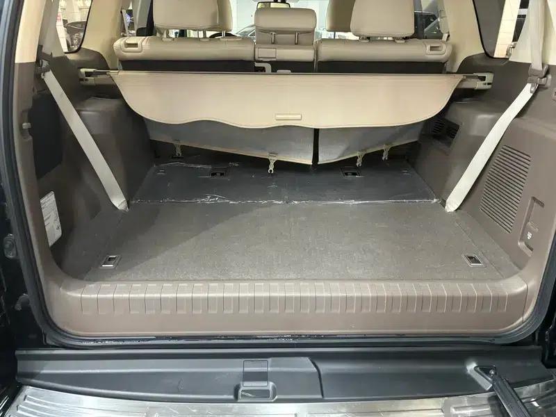 2019 Lexus GX 460 (Middle East version) — миниатюра 19