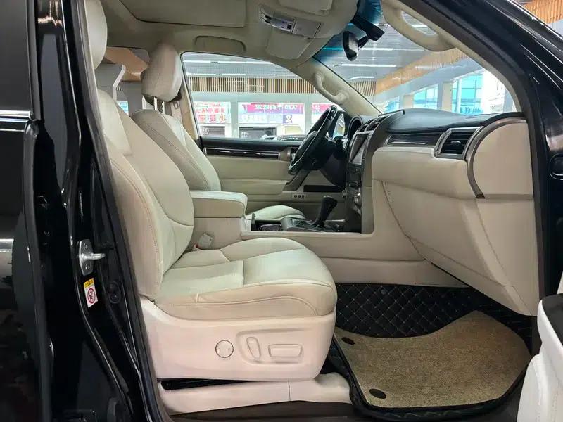 2019 Lexus GX 460 (Middle East version) — миниатюра 20