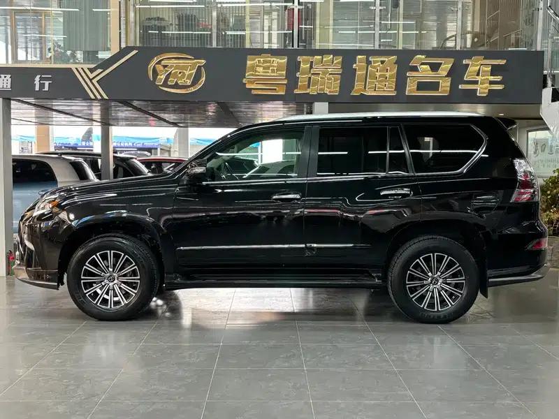 2019 Lexus GX 460 (Middle East version) — миниатюра 3