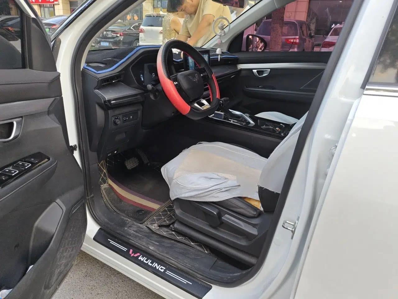Wuling Asta 2021 1.5T CVT Starlight Edition — миниатюра 16