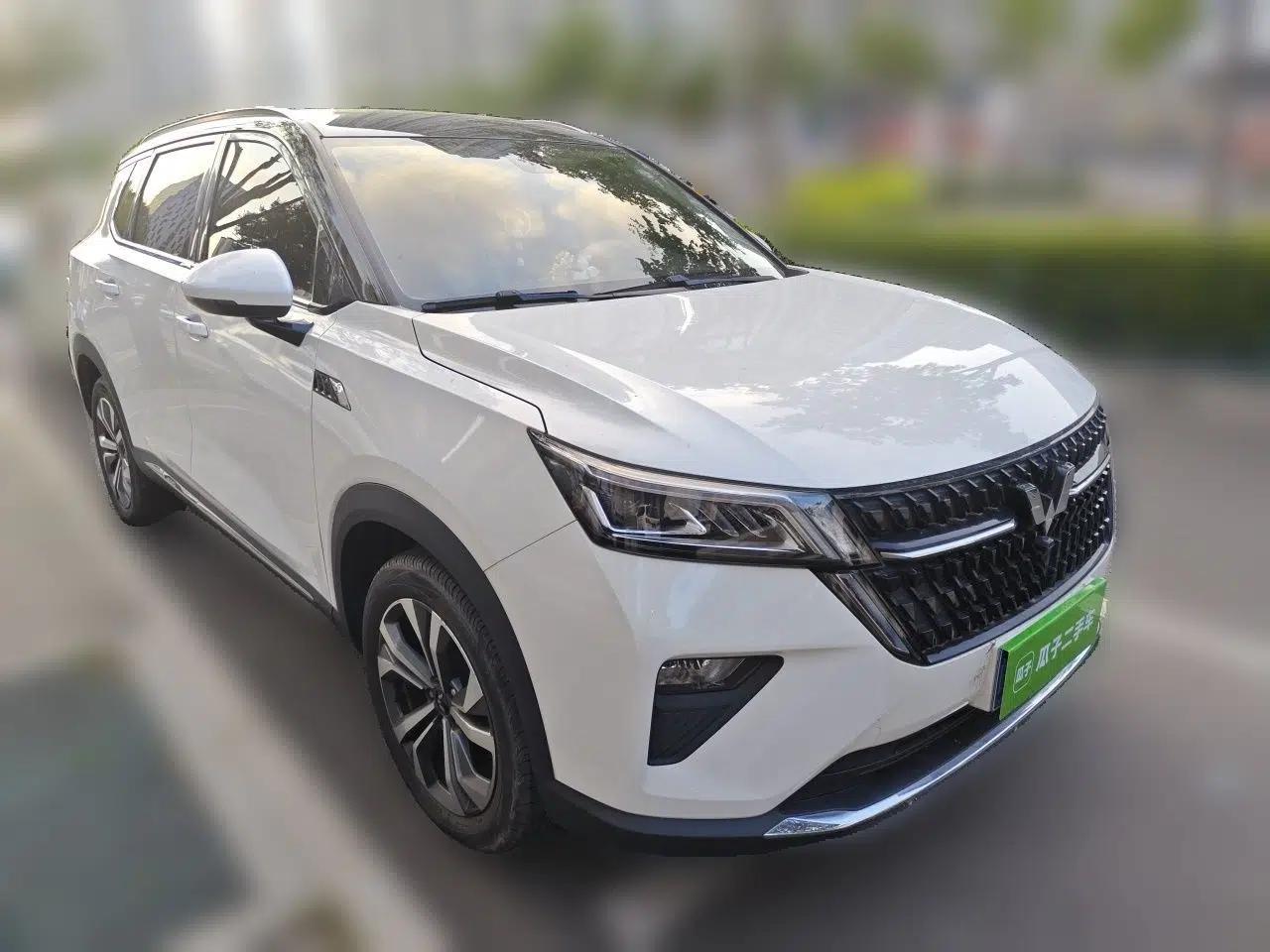 Wuling Asta 2021 1.5T CVT Starlight Edition — миниатюра 3
