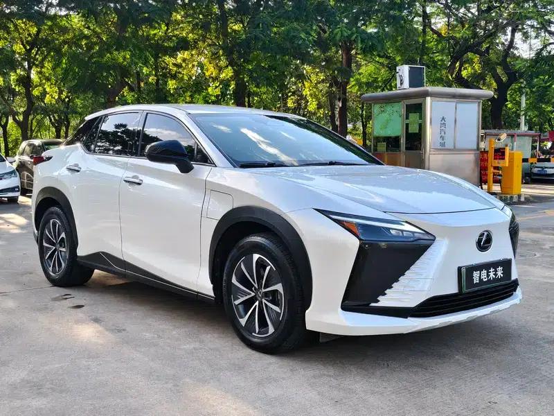 Lexus RZ 2023 450e DIRECT4 Luxury Edition — миниатюра 3