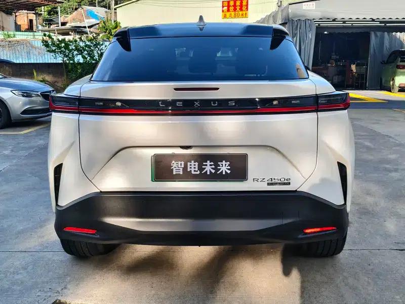 Lexus RZ 2023 450e DIRECT4 Luxury Edition — миниатюра 5