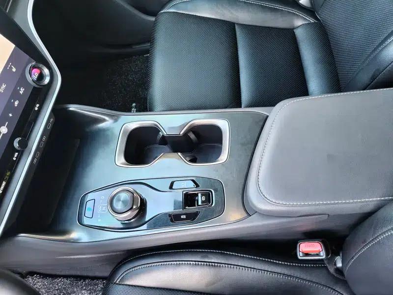 Lexus RZ 2023 450e DIRECT4 Luxury Edition — миниатюра 9
