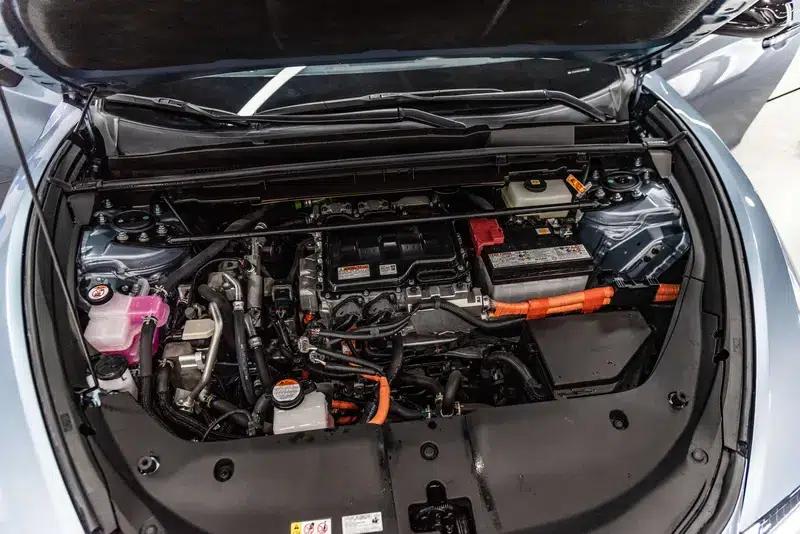 Lexus RZ 2023 450e DIRECT4 Luxury Edition — миниатюра 6