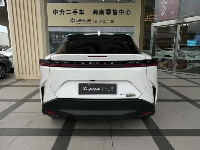 Lexus RZ 2023 450e DIRECT4 Luxury Edition — миниатюра 3