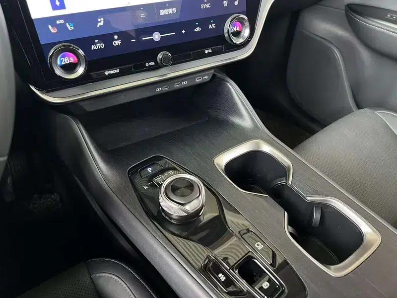 Lexus RZ 2023 450e DIRECT4 Luxury Edition — миниатюра 9